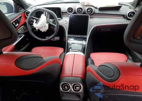 2024 Mercedes-Benz C 300 z USA, uszkodzony, nr VIN W1KAF4GBXRR155221